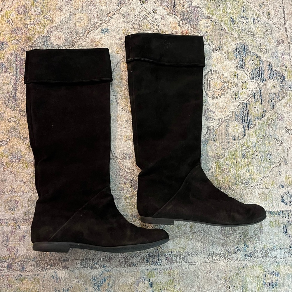 Giuseppe Zanotti Luxury Italian Black Suede Leather Women’s Flat Boots Size 41